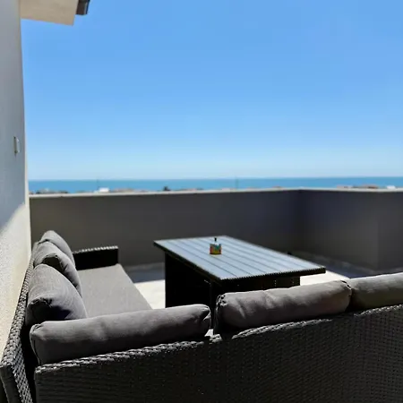 Lucas شقة فندقية