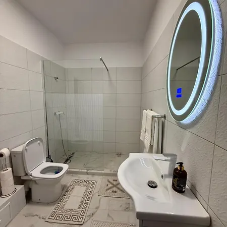 Lucas شقة فندقية *